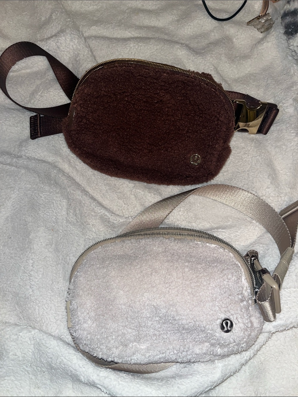 Lululemon Shearling Belt Bag Duo - Brown & Cream